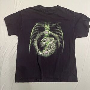 Reptile Skeleton Graphic T-Shirt - Black and Green